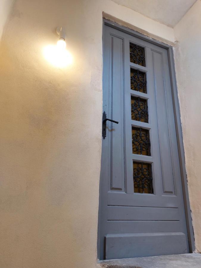 Maison Intra Muros, Terrasses Avec Vue Jaccuzzi Et Garage Avignon Eksteriør bilde